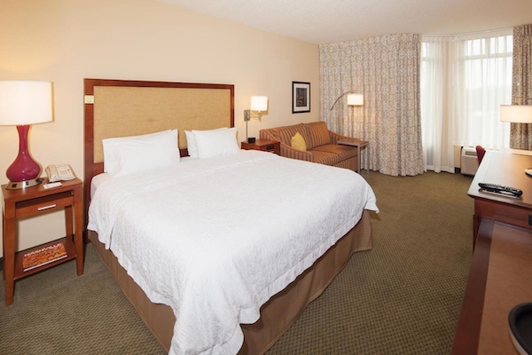 纳什维尔-格林山 Hampton Inn &amp; Suites 酒店